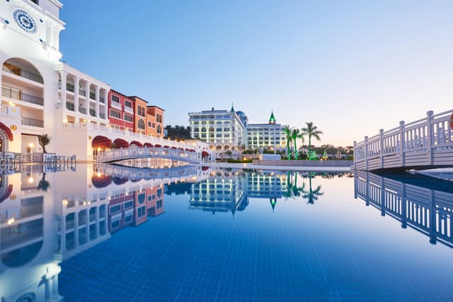 Hilton Hotel & Resorts